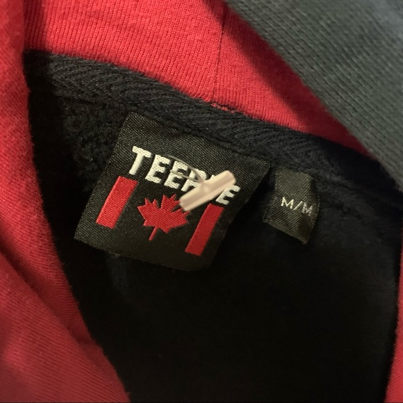 TeePee  Spell Out Vancouver Hoodie Size Medium - Picture 3 of 10